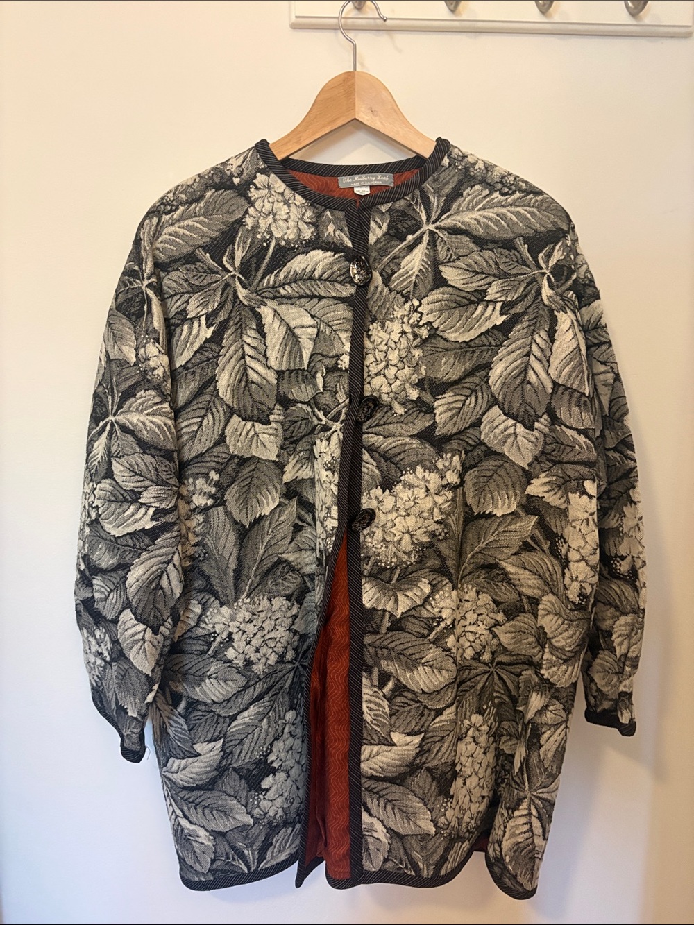 Vintage Women's Black & Cream Floral Quilted Coat Jacket